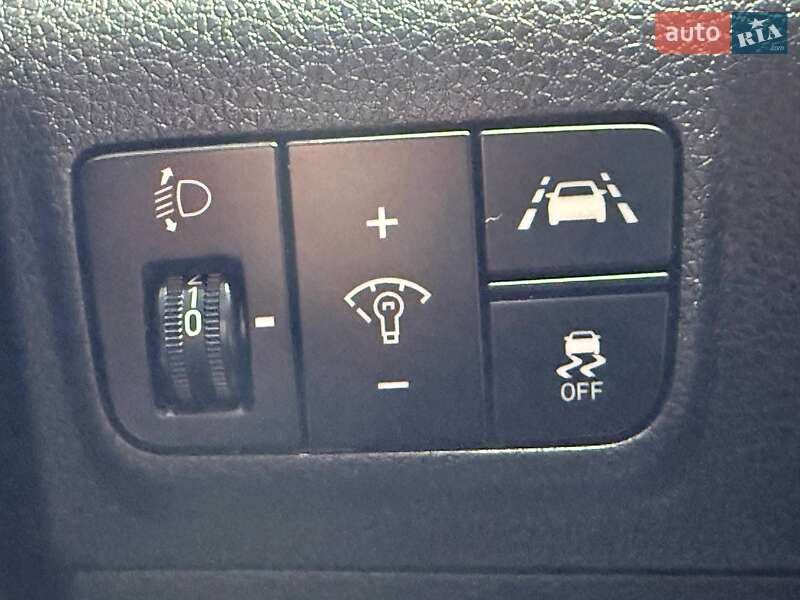 Седан Kia K5 2020 в Одессе