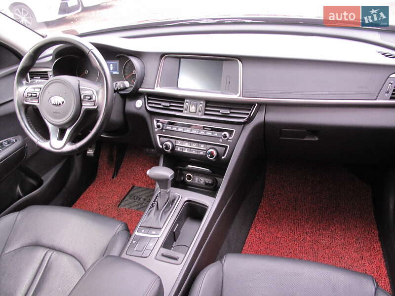 Седан Kia K5 2017 в Києві фото 63 Седан Kia K5 2017 в Києві