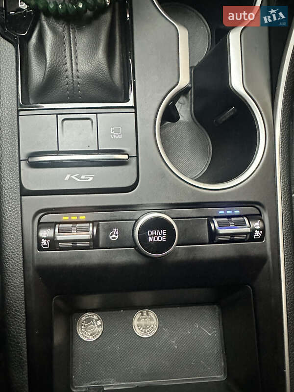 Седан Kia K5 2020 в Одесі