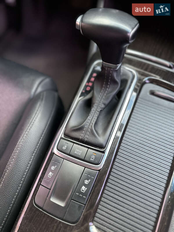 Седан Kia K5 2016 в Сумах