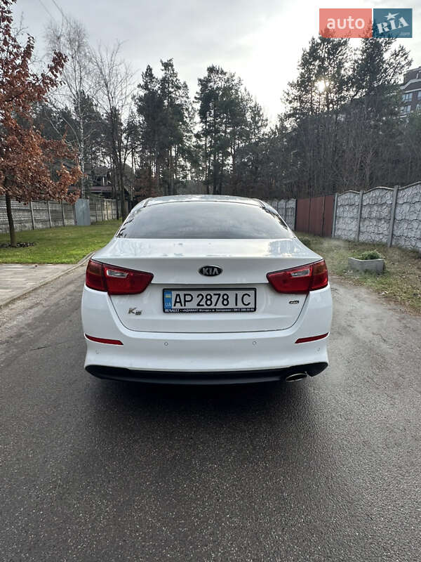 Седан Kia K5 2014 в Києві