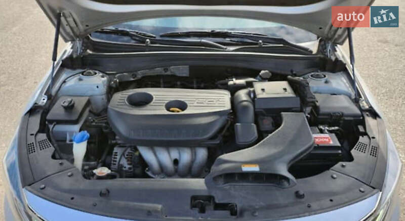 Седан Kia K5 2018 в Києві