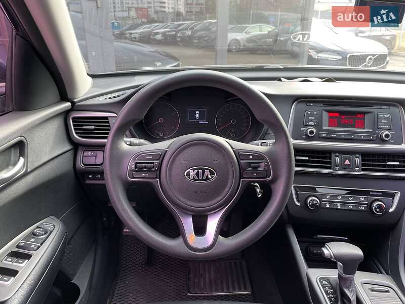 Седан Kia K5 2016 в Києві фото 13 Седан Kia K5 2016 в Києві