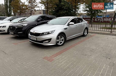 Седан Kia K5 2012 в Бердичеве