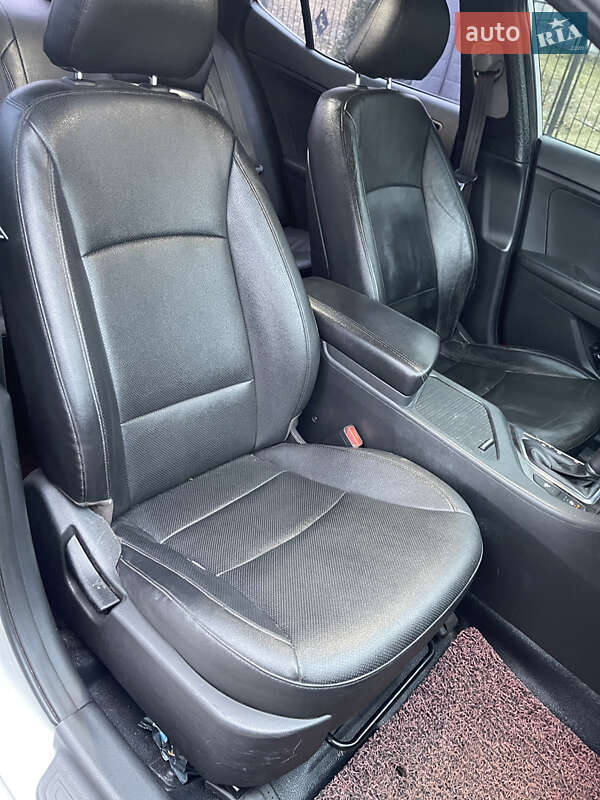 Седан Kia K5 2013 в Киеве