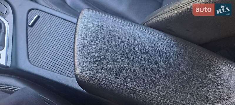 Седан Kia K5 2012 в Миколаєві