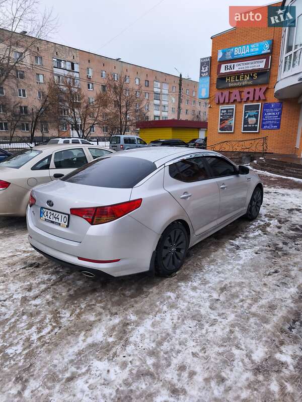 Седан Kia K5 2012 в Борисполе