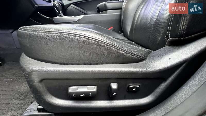 Седан Kia K5 2012 в Киеве фото 32 Седан Kia K5 2012 в Киеве