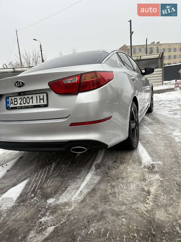 Седан Kia K5 2013 в Вінниці