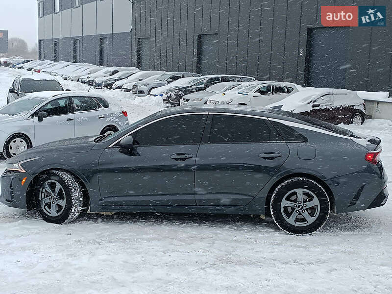Седан Kia K5 2020 в Львове