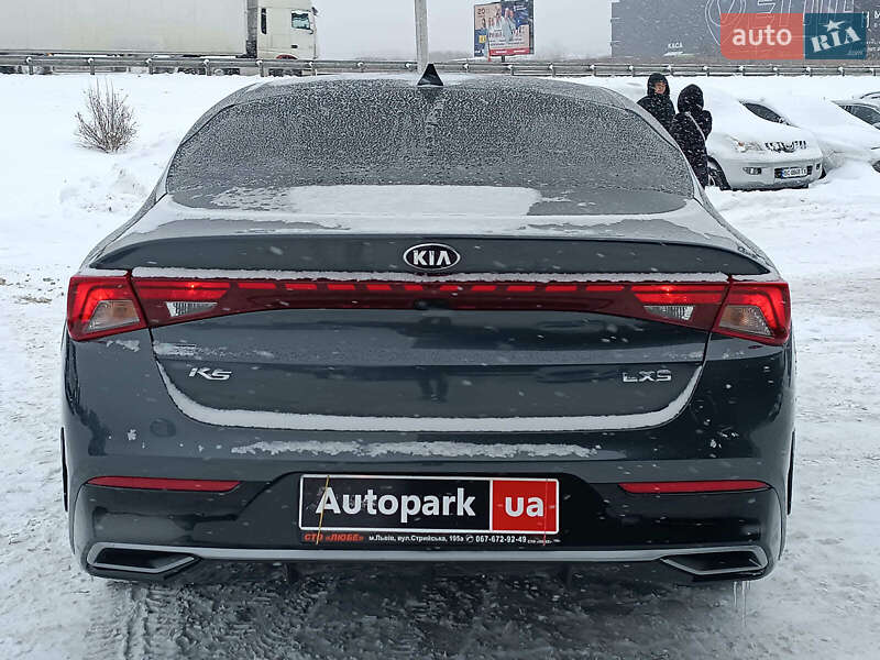Седан Kia K5 2020 в Львове