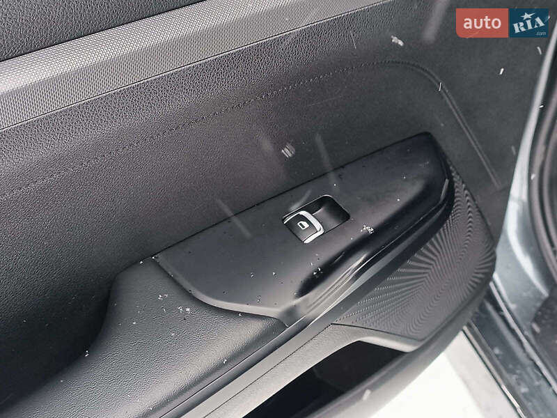 Седан Kia K5 2020 в Львове