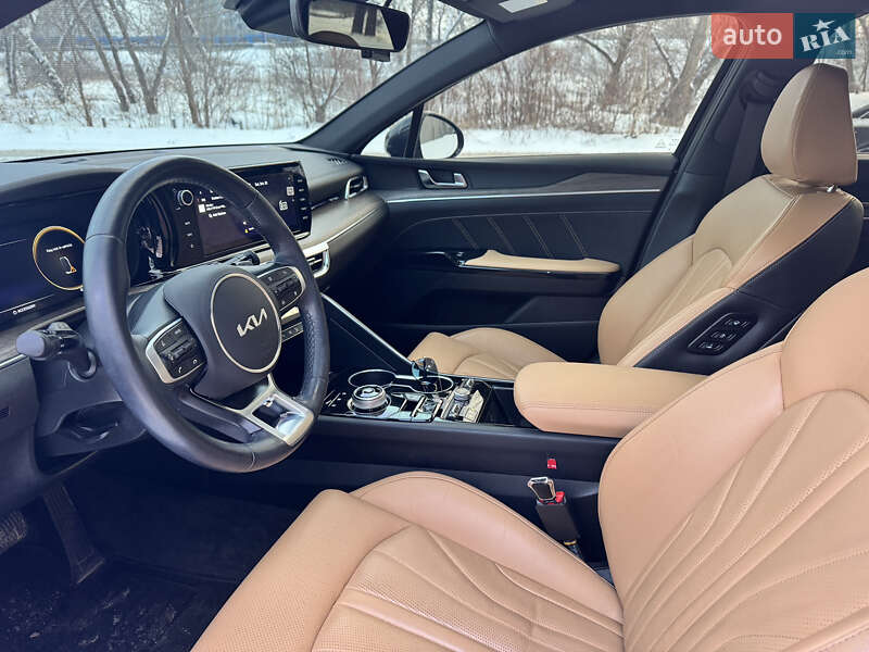 Седан Kia K5 2024 в Киеве