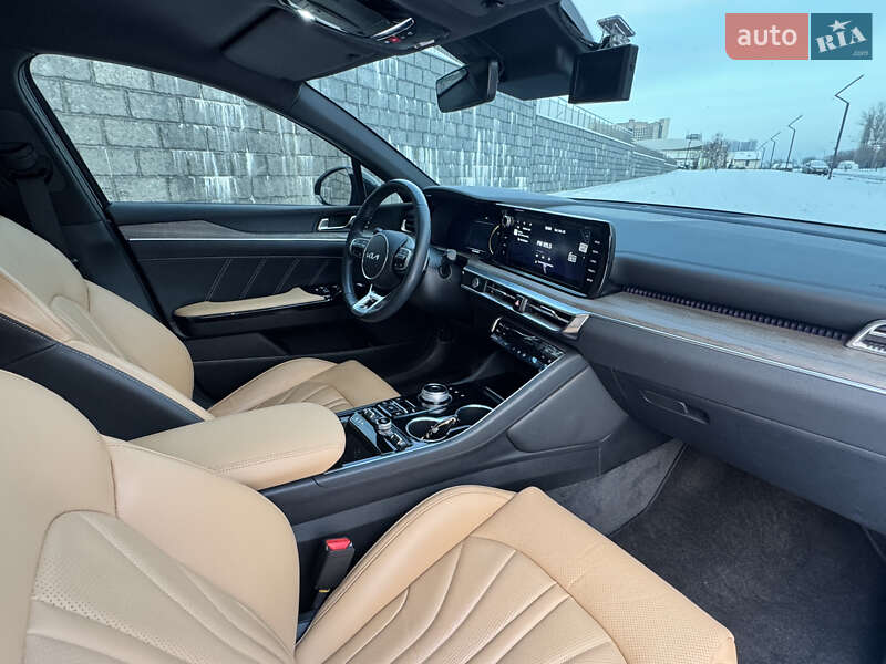 Седан Kia K5 2024 в Киеве