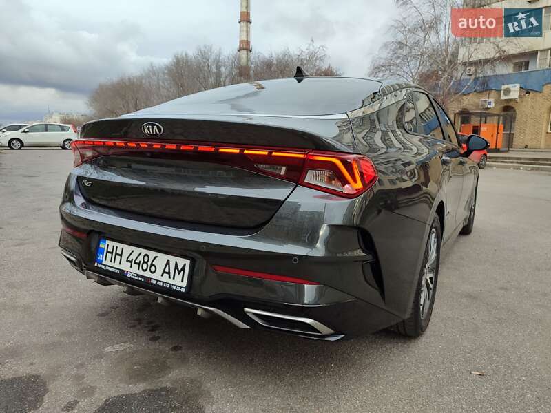 Седан Kia K5 2020 в Запорожье
