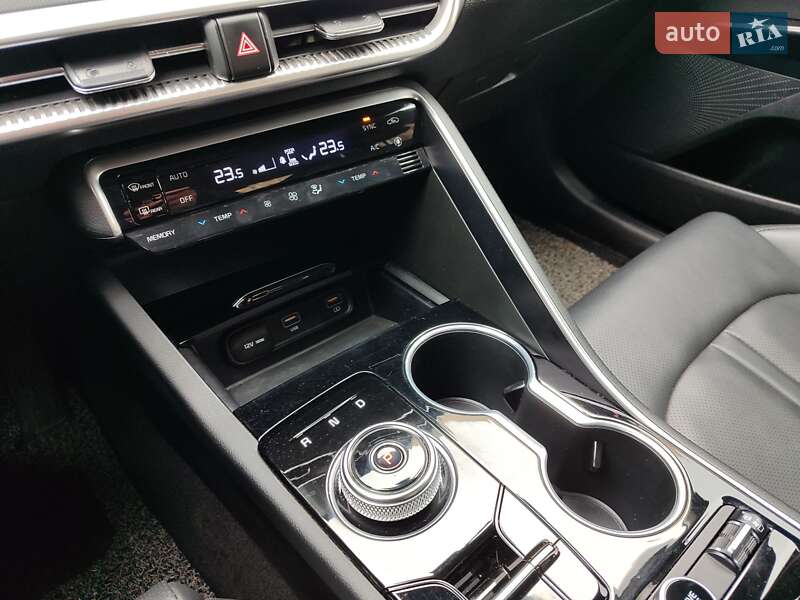 Седан Kia K5 2020 в Запорожье