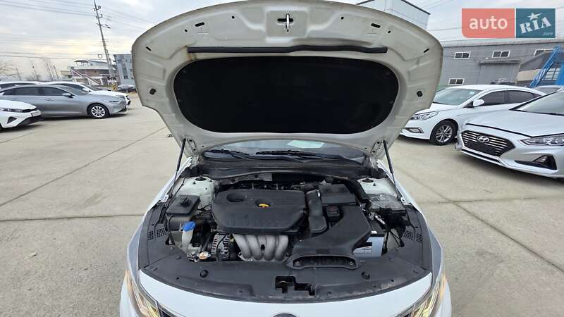 Седан Kia K5 2018 в Києві