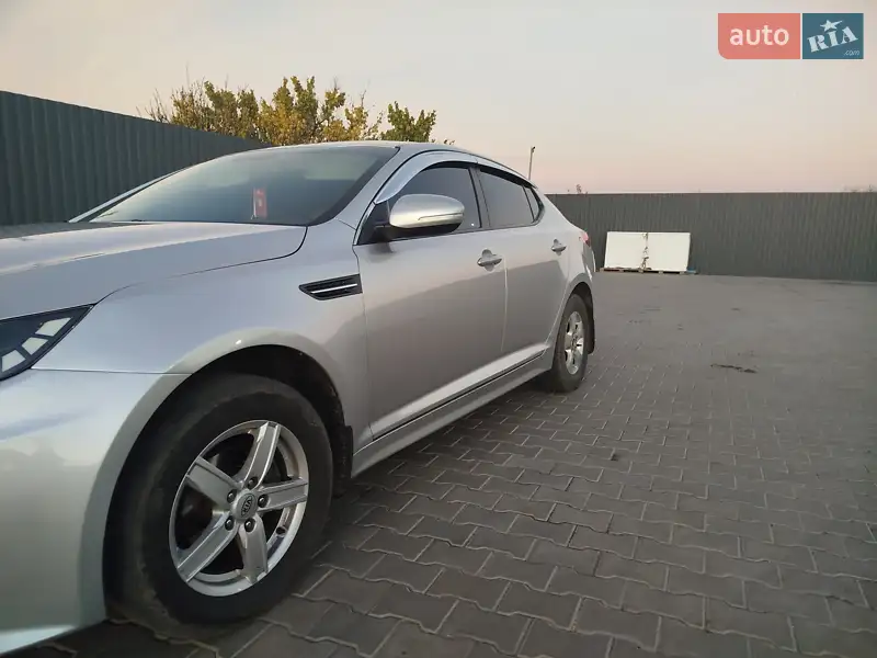 Kia K5 2012