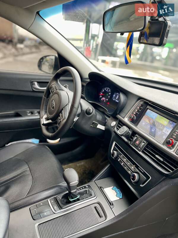 Седан Kia K5 2015 в Києві фото 6 Седан Kia K5 2015 в Києві
