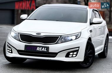 Седан Kia K5 2013 в Кривом Роге