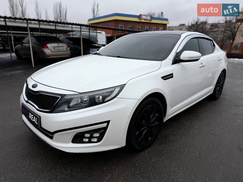 Седан Kia K5 2013 в Кривом Роге