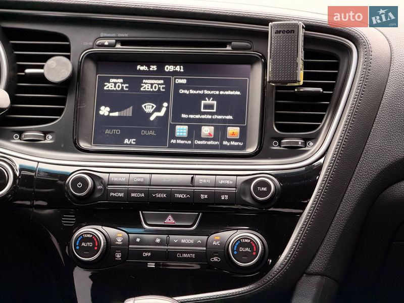 Седан Kia K5 2013 в Кривом Роге