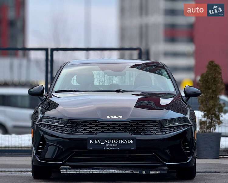 Седан Kia K5 2021 в Киеве