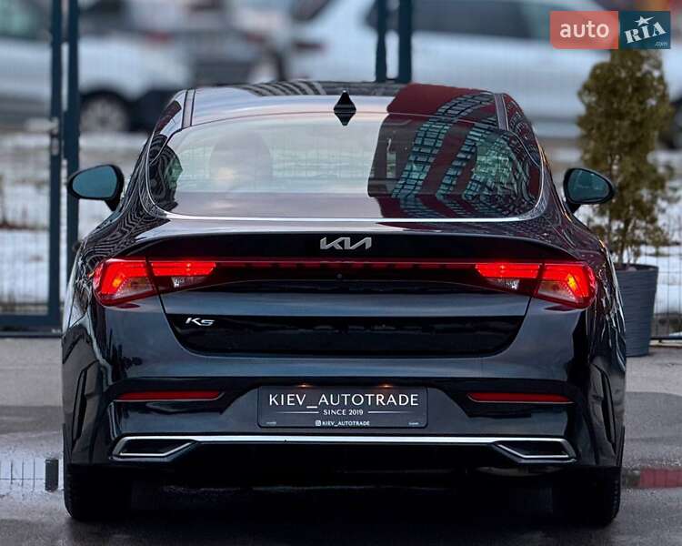 Седан Kia K5 2021 в Киеве