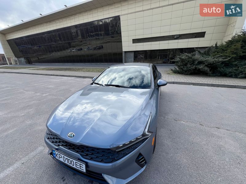Седан Kia K5 2020 в Запорожье