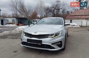 Седан Kia K5 2018 в Киеве