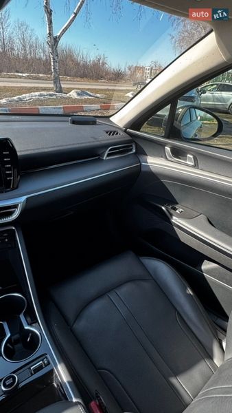 Седан Kia K5 2021 в Киеве