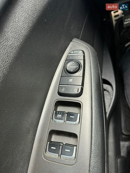 Седан Kia K5 2017 в Одесі