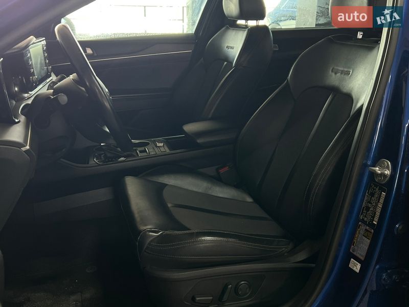 Седан Kia K5 2020 в Одесі