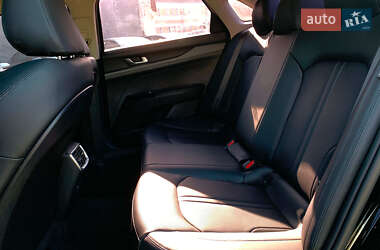 Седан Kia K5 2020 в Виннице