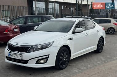 Седан Kia K5 2015 в Киеве