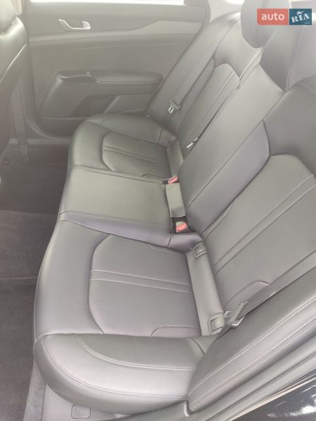 Седан Kia K5 2021 в Києві фото 17 Седан Kia K5 2021 в Києві