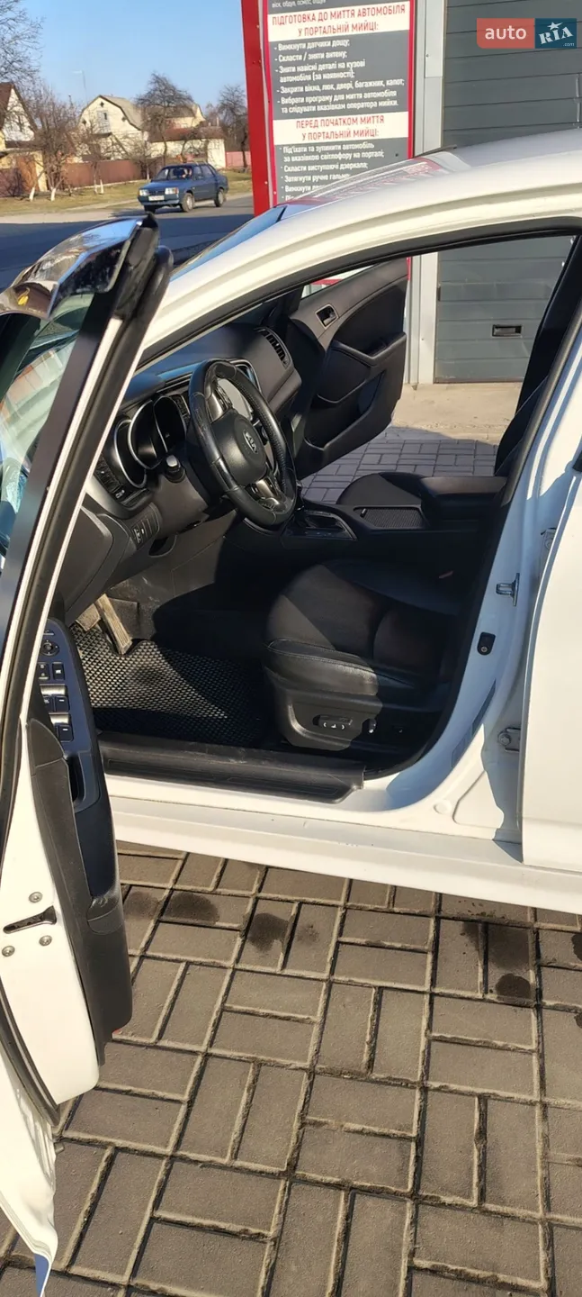 2015 Kia K5 - мініатюра 9