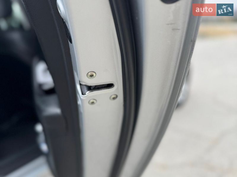 Седан Kia K5 2015 в Днепре