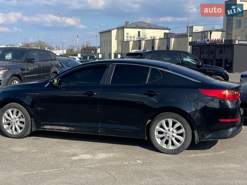 Седан Kia K5 2013 в Киеве