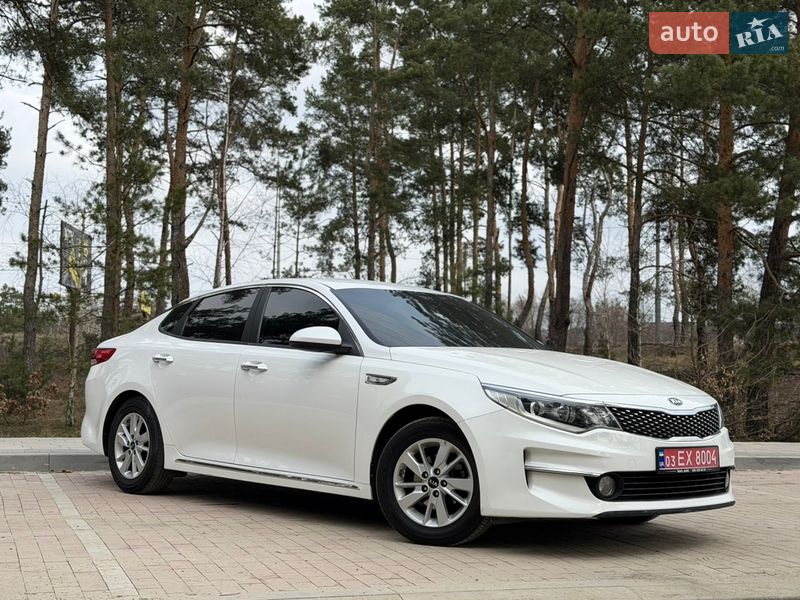 Седан Kia K5 2017 в Киеве