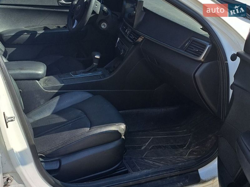 Седан Kia K5 2015 в Харкові фото 7 Седан Kia K5 2015 в Харкові