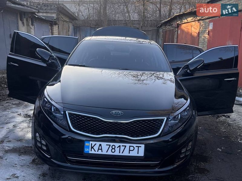 Седан Kia K5 2013 в Киеве