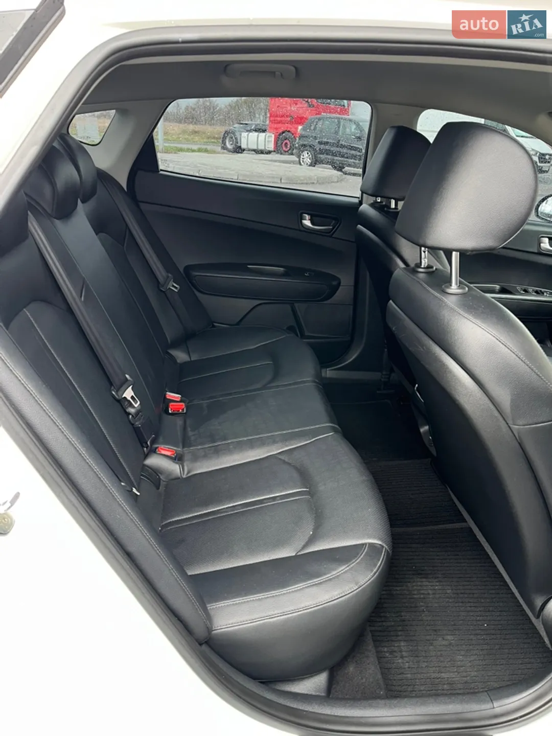 2017 Kia K5 - мініатюра 9