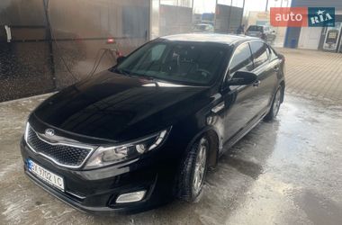 Седан Kia K5 2014 в Каменец-Подольском