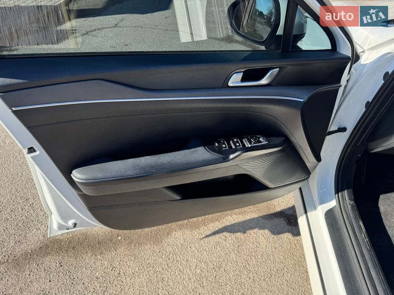 Седан Kia K5 2022 в Василькове фото 14 Седан Kia K5 2022 в Василькове
