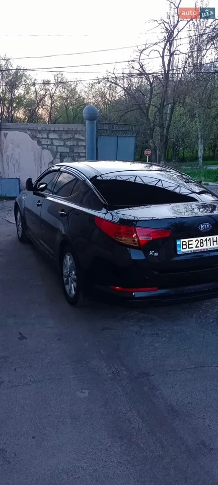2011 Kia K5 - мініатюра 24