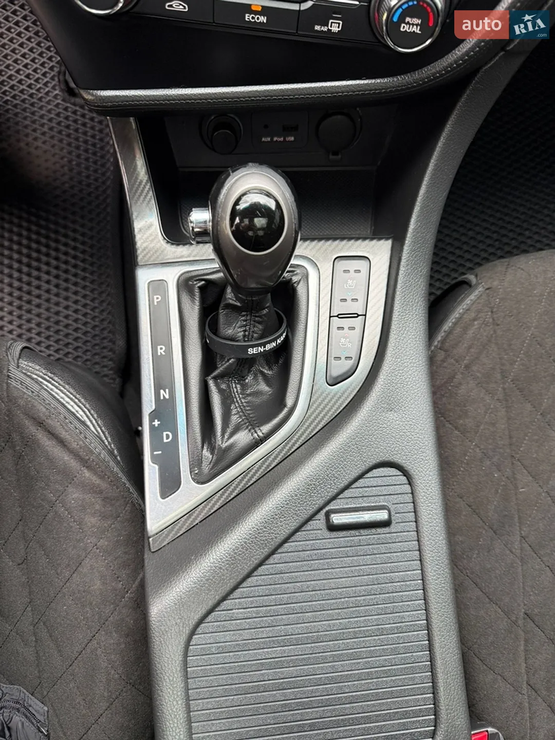 2011 Kia K5 - мініатюра 19