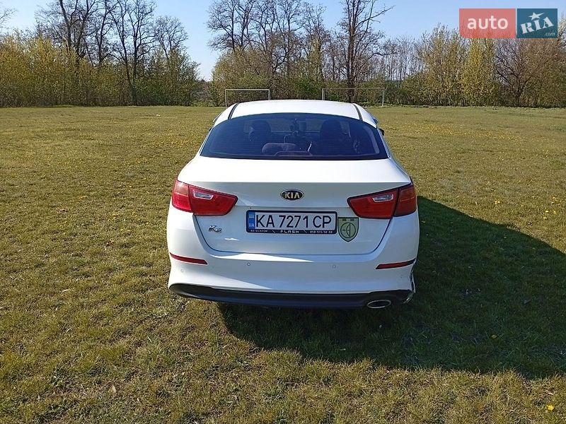 Седан Kia K5 2014 в Шрамковке