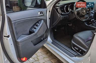 Седан Kia K5 2014 в Киеве