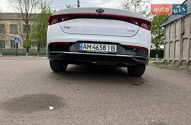 Седан Kia K5 2021 в Житомирі